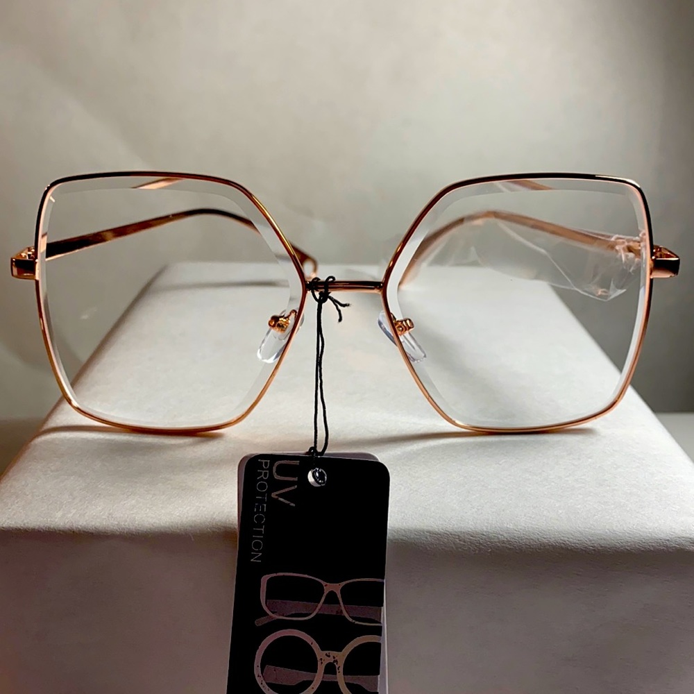 Classic Vintage Retro Style Clear Lens